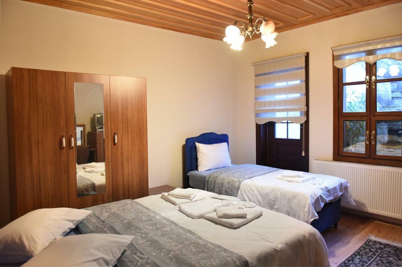 Oez Butik Otel Antik Kent Myrleia Mudanya Exterior photo